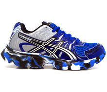 Carregar imagem no visualizador da galeria, Tenis infantil asics gel sendai azul e prata