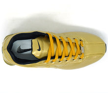 Carregar imagem no visualizador da galeria, Tenis Nike shok deliver